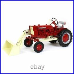 116 1977 Farmall Cub Tractor with One Arm Loader by Spec Cast ZJD1849