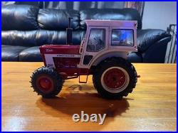 116 ertl prestige international harvester 1566 mechanicle front