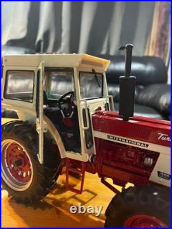 116 ertl prestige international harvester 1566 mechanicle front