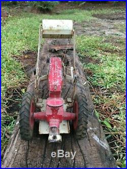 1960's IH 560 Farmall International Farm Toy Tractor McCormick With Front Loader