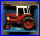 1976_Ertl_116_scale_Farm_Country_International_1586_Tractor_withcab_Blue_Box_01_ipb
