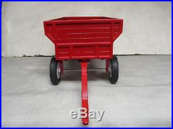 (1996) Scale Models IH McCormick Flare Box Wagon Toy, 1/8 Scale