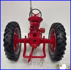 1/12 Franklin Mint International Harvester McCormick Farmall Model H Tractor