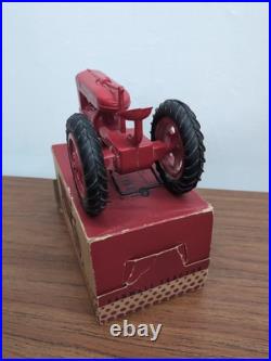 1/16 1950s Product Miniatures International Harvester M Farmall Tractor With Box