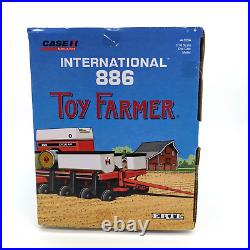 1/16 2018 National Farm Toy Show International Harvester 886 Cab ERTL OEM Sealed