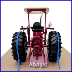 1/16 Custom International Harvester 1066 Narrow Front 1/16 Custom International Harvester 1066 Narrow Front