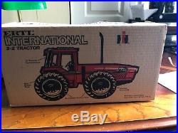 1/16 Die Cast Ertl Scale Model International Harvester Tractor 6388# New