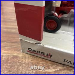 1/16 ERTL IH International Harvester Farmall 560 with Disk NEW IN BOX ZFN44223