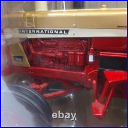 1/16 ERTL International Harvester 1026 Gold Demonstator Tractor (40th Ann.)
