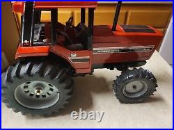 1/16 ERTL International Harvester 5288 Toy Tractor 1984 Special Edition NOS