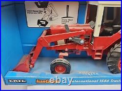 1/16 Ertl Farm Country International 1586 Toy Tractor With Endloader In Box