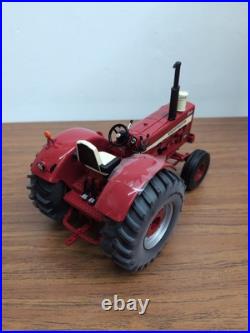 1/16 Ertl Farm Toy International Harvester 1256 Wheatland Tractor