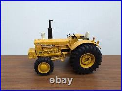 1/16 Ertl Farm Toy International Harvester 21256 Tractor Industrial 4wd