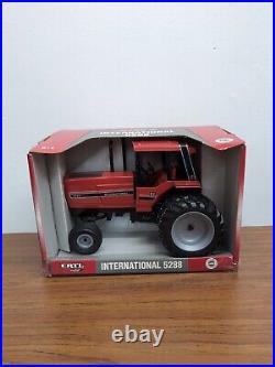 1/16 Ertl Farm Toy International Harvester 5288 Tractor With Duals