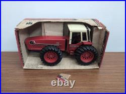 1/16 Ertl Farm Toy International Harvester IH 3588 2+2 4WD Tractor #2