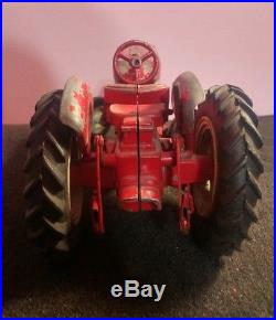 1/16 Ertl Farm Toy Vintage International Harvester 340 toy tractor Utility