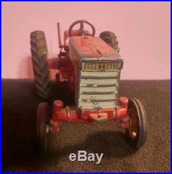 1/16 Ertl Farm Toy Vintage International Harvester 340 toy tractor Utility #2