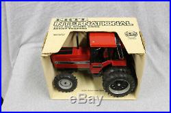 1/16 Ertl IH 5488 MFD Tractor #409