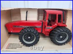 1/16 Ertl International 7488 2+2 Toy Tractor In Box Case IH Farmall Harvester