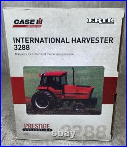 1/16 Ertl International Harvester 3288 DieCast Tractor Prestige Collection