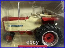 1/16 Ertl International Harvester 706 Tractor With Heat Houser Windbreaker