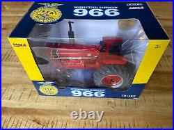 1/16 Ertl International Harvester 966 Tractor Ffa Future Farmers Of America