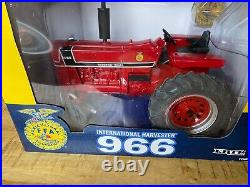 1/16 Ertl International Harvester 966 Tractor Ffa Future Farmers Of America