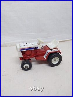 1/16 Ertl International Harvester Cub Cadet Spirit of'76 Garden Tractor