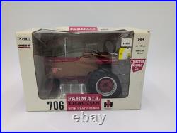 1/16 Ertl International Harvester Farmall Tractor 706 WithHeat Houser