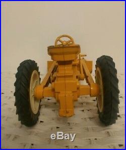 1/16 Ertl International Harvester Industrial 2644 Loader Toy Tractor