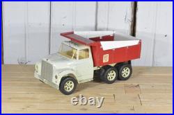 1/16 Ertl International Harvester Loadstar Dump Truck