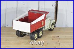 1/16 Ertl International Harvester Loadstar Dump Truck