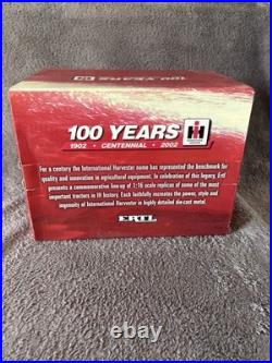 1/16 Farmall 1206 Tractor With Canopy, 100 Years of International Harvester