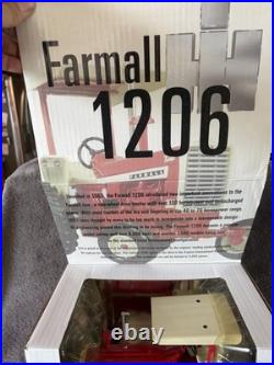 1/16 Farmall 1206 Tractor With Canopy, 100 Years of International Harvester