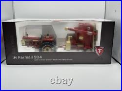 1/16 Firestone Series IH Farmall 504 WithIH 1150 Grinder-Mixer Mill 1657/2500 1/16 Firestone Series IH Farmall 504 WithIH 1150 Grinder-Mixer Mill 1657/2500