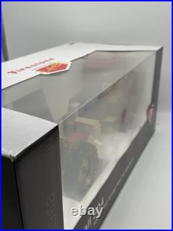 1/16 Firestone Series IH Farmall 504 WithIH 1150 Grinder-Mixer Mill 1657/2500 1/16 Firestone Series IH Farmall 504 WithIH 1150 Grinder-Mixer Mill 1657/2500