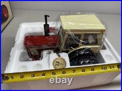 1/16 IH International Harvester 1466 Turbo Tractor with Duals #18 Precision Series