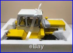 1/16 IH International Harvester 4100 4WD Tractor with Cab New in Box by SpecCast