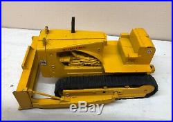 1/16 IH International TD-25 Top Light Crawler Dozer Toy Tractor with Blade ERTL
