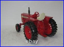 1/16 INTERNATIONAL HARVESTER 1026 HYDRO 1970 vintage/nice repaint