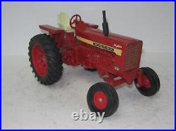1/16 INTERNATIONAL HARVESTER 1026 HYDRO 1970 vintage/some playwear