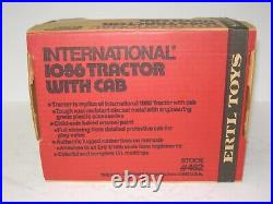 1/16 INTERNATIONAL HARVESTER 1086 NIB 1976 vintage