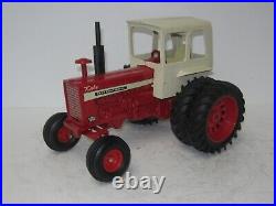 1/16 INTERNATIONAL HARVESTER 1256 withDUALS & FIRESTONE FRONTS repaint/1970vintage