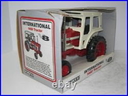 1/16 INTERNATIONAL HARVESTER 1468 V-8 WHITE CAB 1st ONE NIB