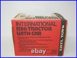 1/16 INTERNATIONAL HARVESTER 1586 withDUALS NIB 1976 vintage