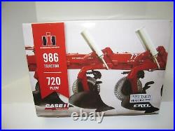 1/16 INTERNATIONAL HARVESTER 986 with720 PLOW PRECISION HERITAGE NIB