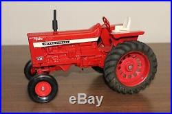 1/16 I. H 1026 Hydro Nice Vintage Tractor