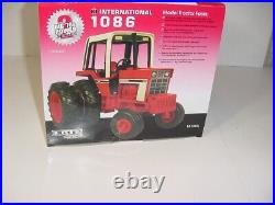 1/16 International 1086 Tractor WithDuals by ERTL NIB! 2004 Toy Tractor Times