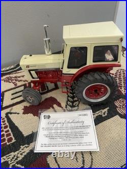 1/16 International Harvester 1066 Tractor 5 millionth Iowa Red Power Round Up