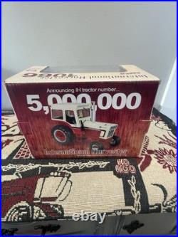 1/16 International Harvester 1066 Tractor 5 millionth Iowa Red Power Round Up